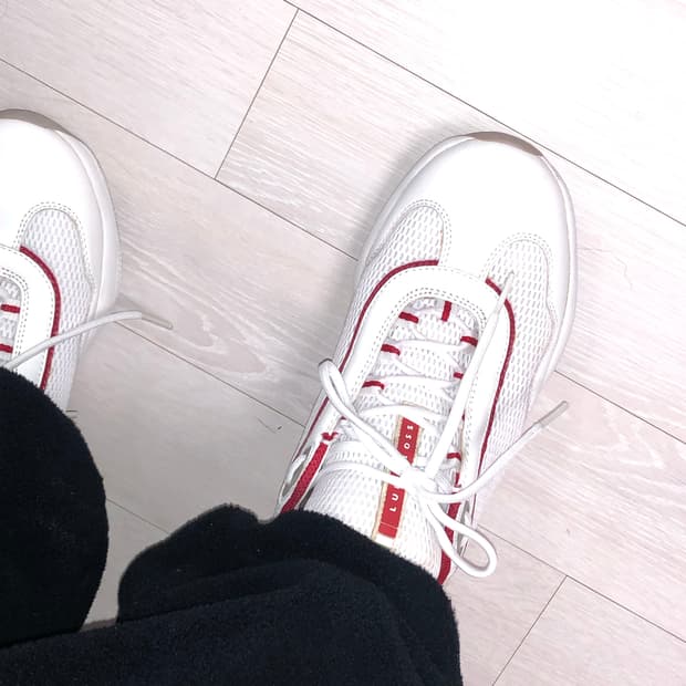 프라다 스포츠 루나로사