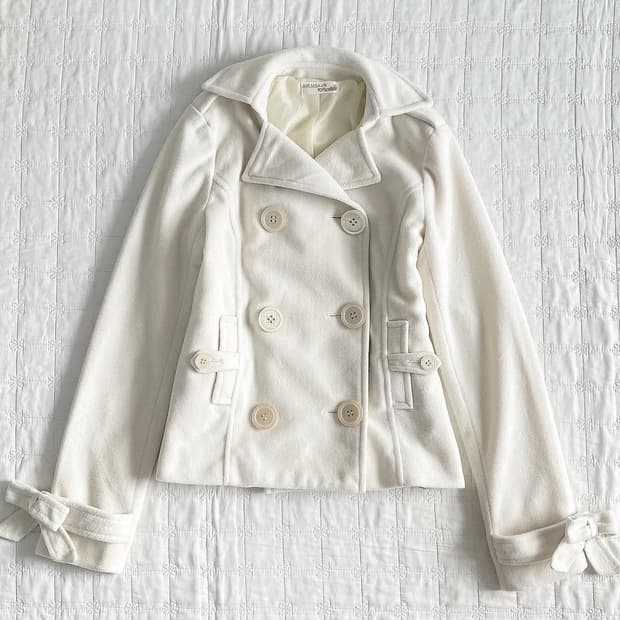 리즈리사 코트 구해요