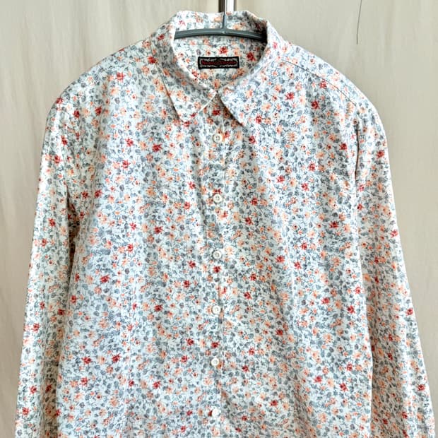 Sunny Clouds 플라워 프린팅 셔츠