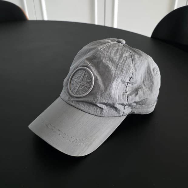 25FW ) XL / 스톤아일랜드 나일론 메탈 볼캡 그레이