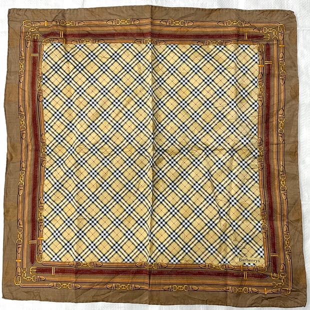 버버리 실크 100% 올드스쿨 올드모델 노바체크 그래픽 스카프 쁘띠 정품