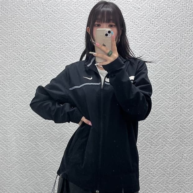 나이키 드라이핏 스포티 배색 라인 바람막이 자켓 M C12948