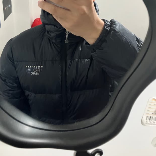 마운틴 하드웨어 패딩 후디형