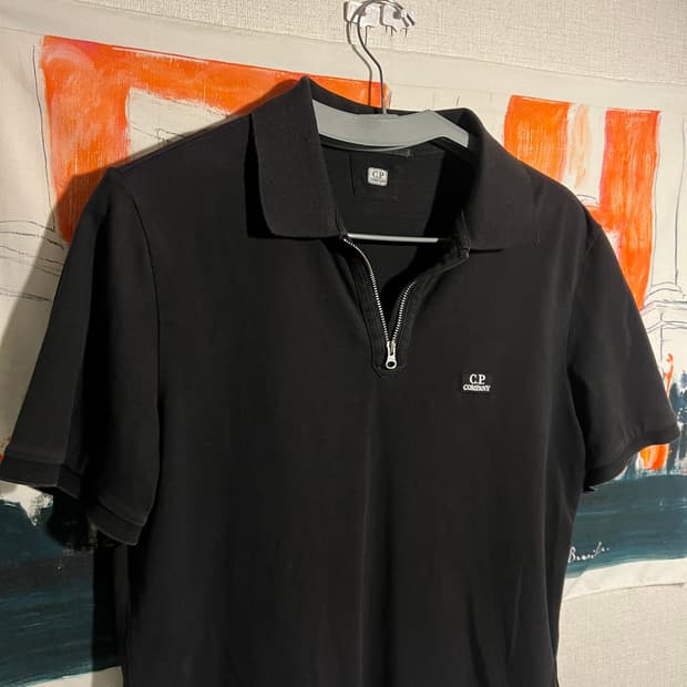CP컴퍼니 지퍼 카라 티셔츠 M