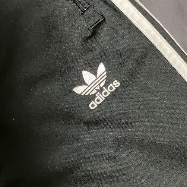 아디다스 스트레이트 트랙팬츠