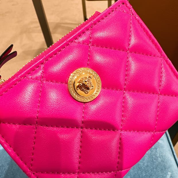 베르사체 여성 핑크 퀼팅 메두사 램스킨 반지갑