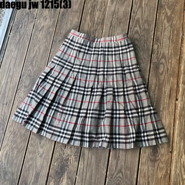버버리 그레이 정품 스커트