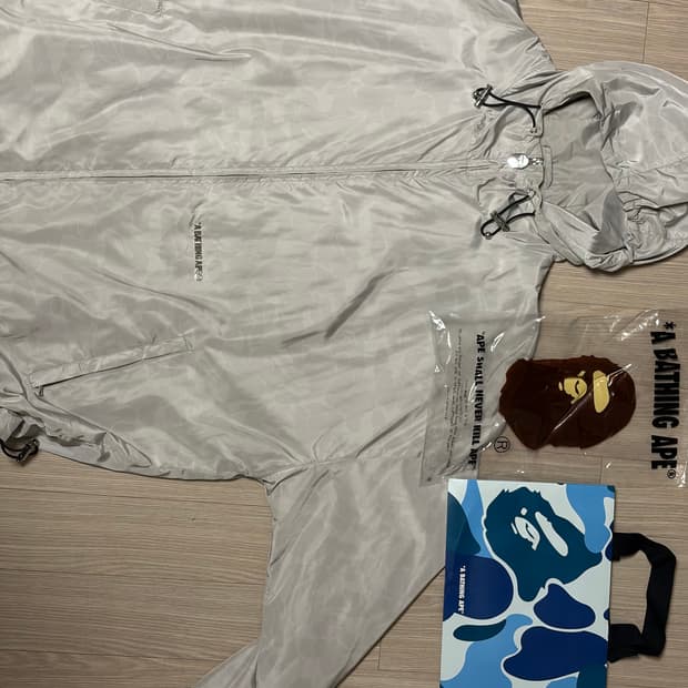 베이프 바람막이