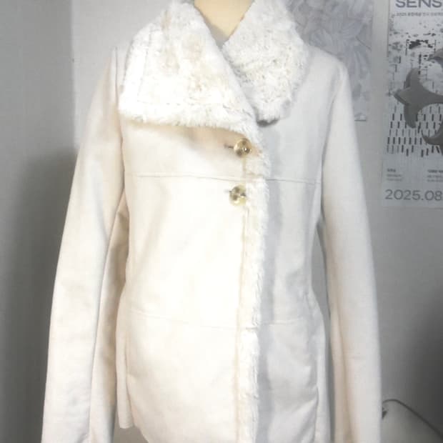 White Shearling Collar Jacket 