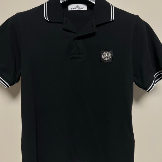 스톤 아일랜드 카라티 슬림핏