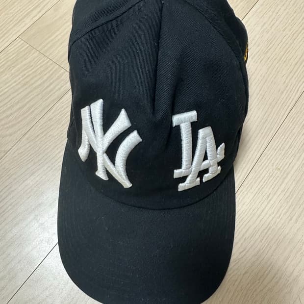 [OS]홀리데이 브랜드 뉴욕양키스 엘에이다저스 볼캡 holiday