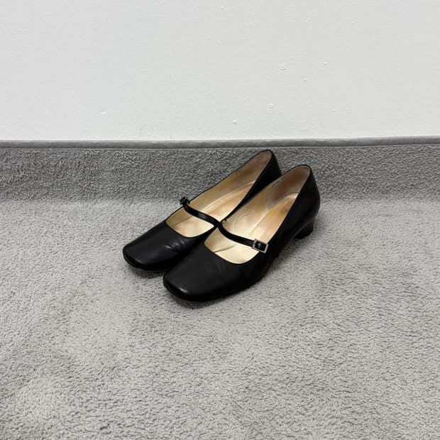 90s Margaret Howell mary jane