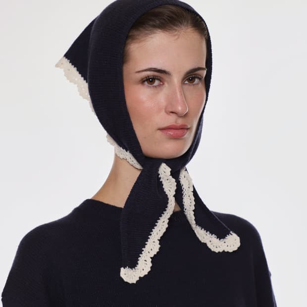 샌디리앙 PECK BONNET IN NAVY