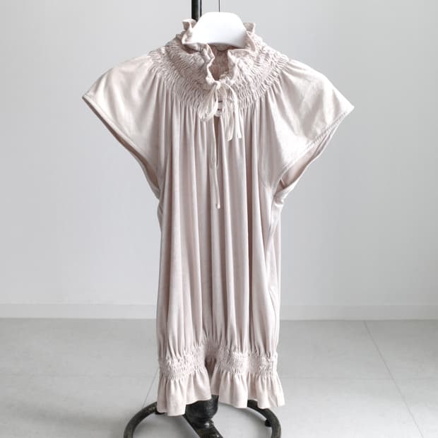 velvet shirring blouse