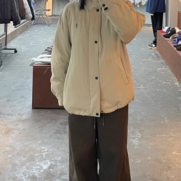 입생로랑 베이지 푸퍼 패딩 H1265