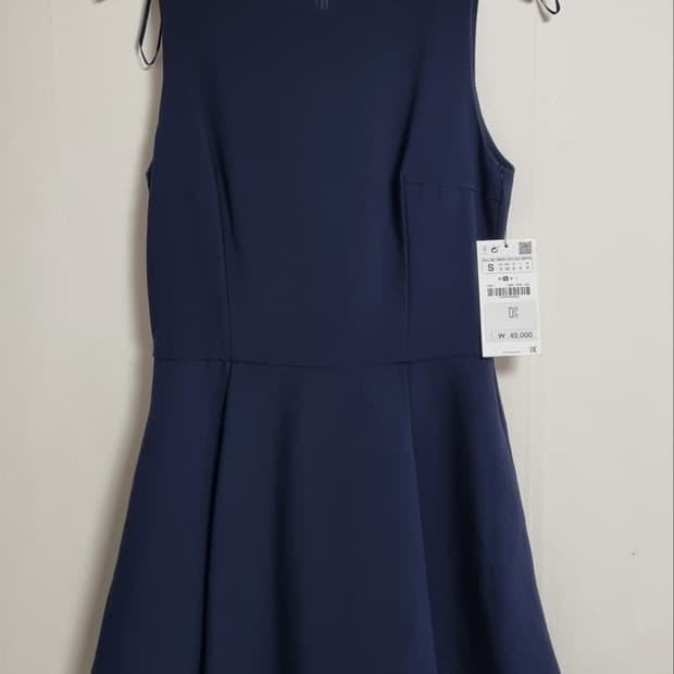 새상품) S ) ZARA 자라 네이비 민소매 원피스