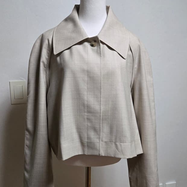 르17셉템버 2022 크롭 자켓 