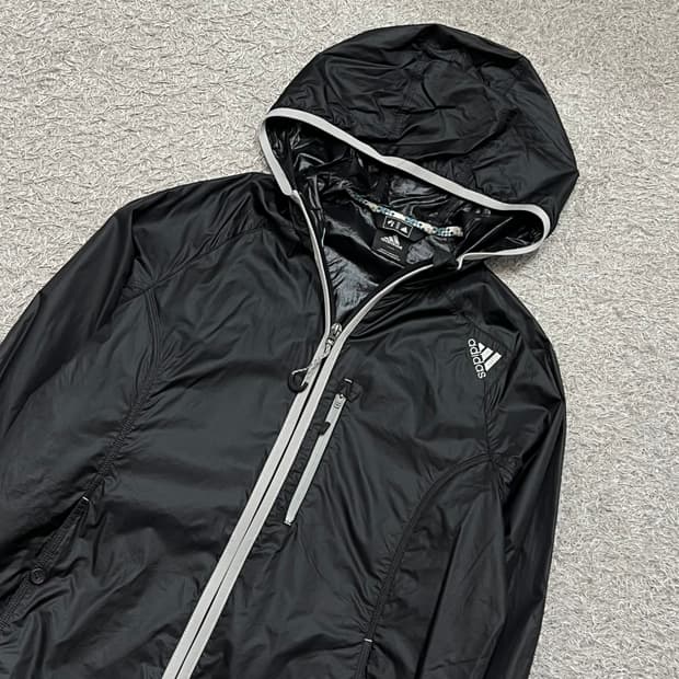 [95-100] 아디다스 경량바람막이