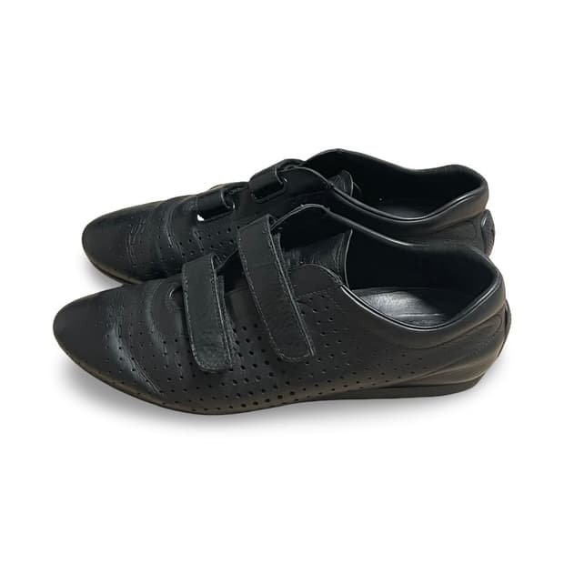 프라다 빈티지 펀칭 레더 벨크로 스니커즈