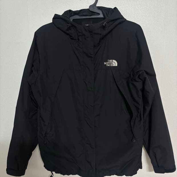 노스페이스 블랙 후드 바람막이(95)