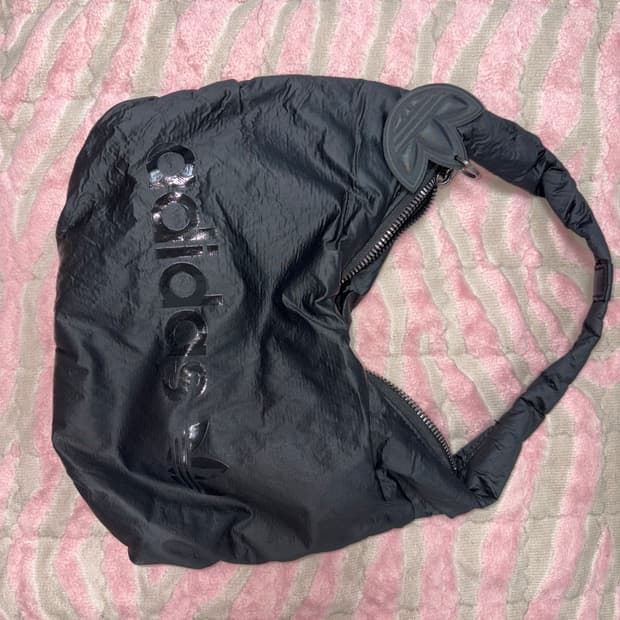 아디다스 핸드백