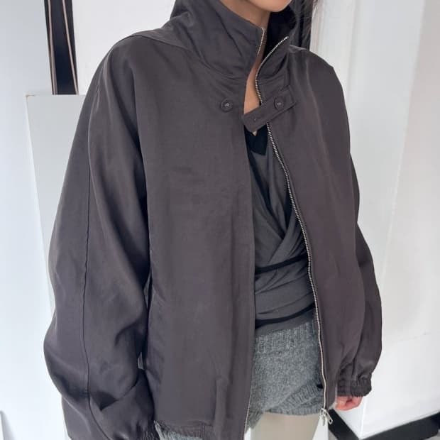 (구해요) 울리카상투스 봄버 자켓 딥브라운