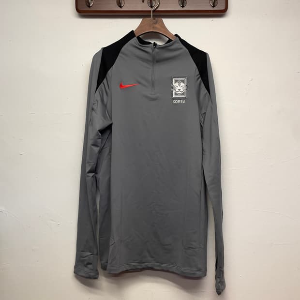 나이키 국대 트레이닝 그레이 드릴탑  