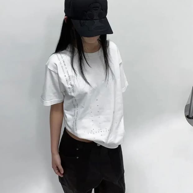 0104 공일공사 코드 프린팅 티셔츠 반팔