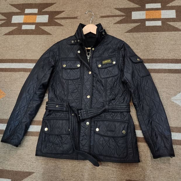 Barbour 바버 여성 퀼팅 벨티드 자켓 M 백화점판