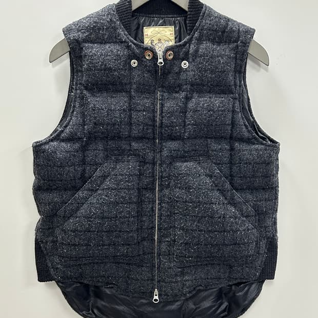 MONITALY 모니탈리 울 다운 베스트