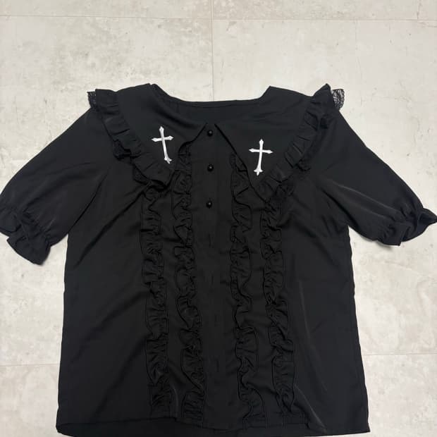 MARS 크로스반팔블라우스