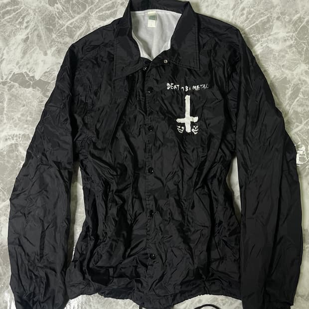 United sports headline skull jacket