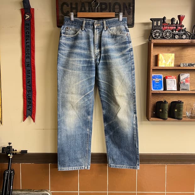 LEE Riders 32x33 Size