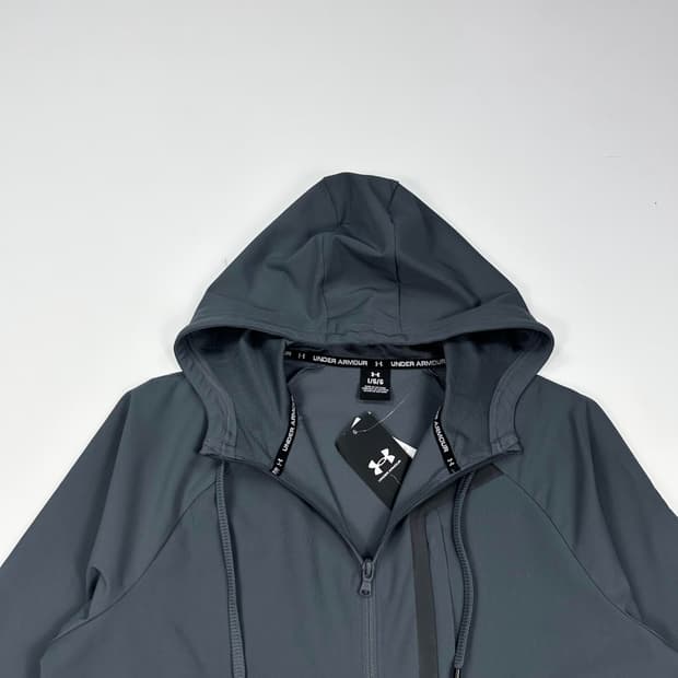 언더아머 차콜 풀오버 바람막이 자켓 (L)
