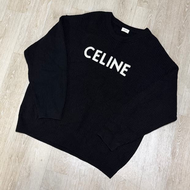 [오버핏 M/새상품급] 셀린느 로고 리브드 울 니트 블랙 스웨터