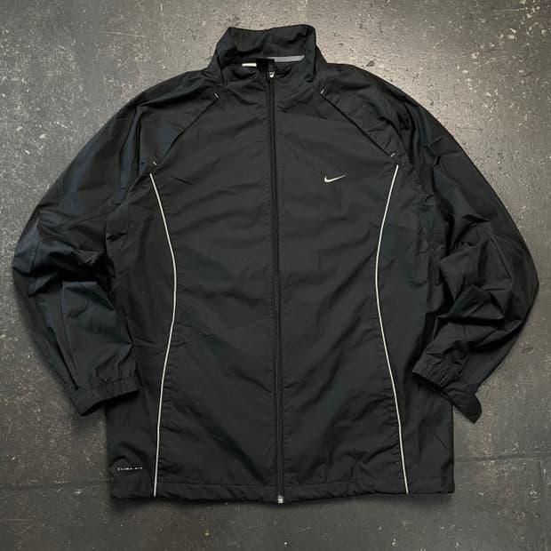 105 나이키 스우시 바람막이 