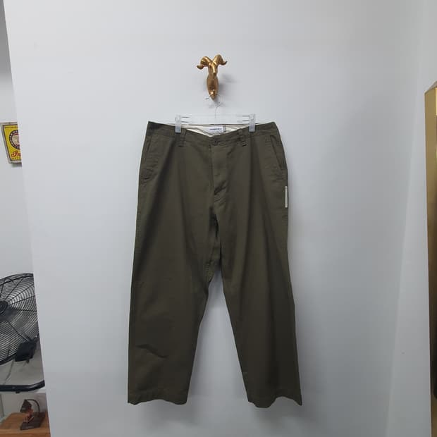 에스피오나지 올리브 치노팬츠