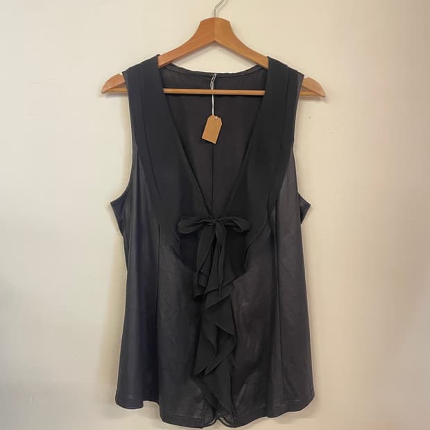 Sheer ruffle tie sleeveless