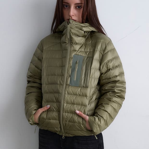 밀로우먼 라이트 후드 다운 자켓 카키