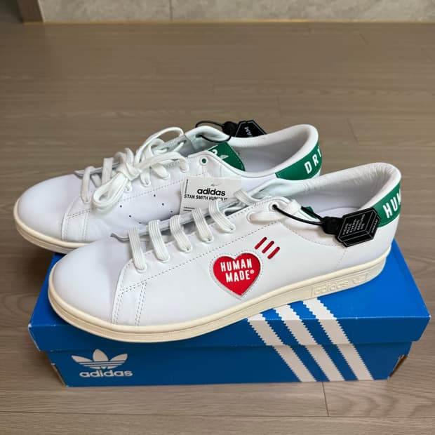 아디다스 x 휴먼메이드 스탠스미스