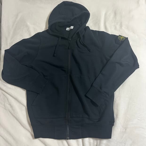 스톤 아일랜드 후드 집업 블랙