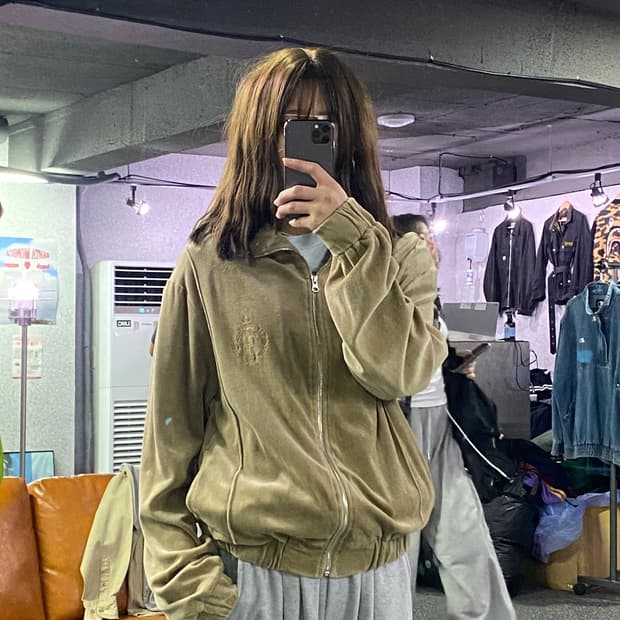 더 오픈 프로덕트 벨벳 집업 B1884