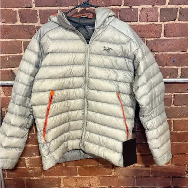 L 새상품 아크테릭스 세륨 후디 해비타트 헤비타트 패딩 자켓 그레이