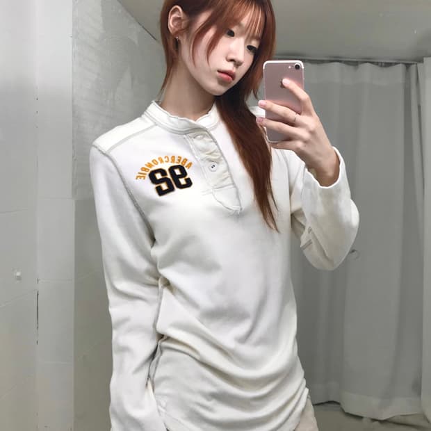 아베크롬비 화이트 스티치 헨리넥 롱슬리브