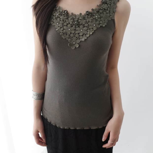 flower crochet sleeveless