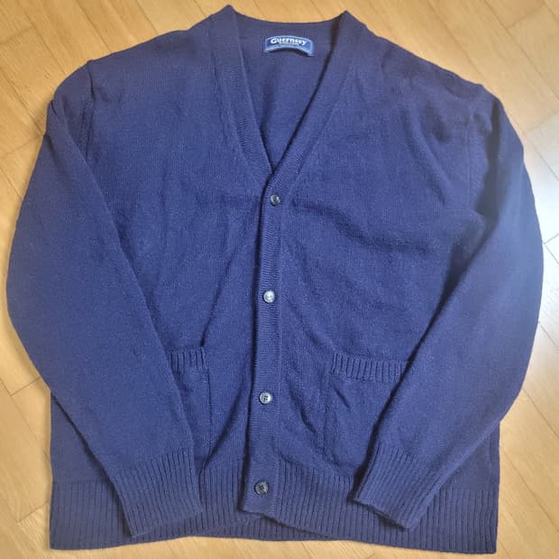 건지울른스 v넥 가디건 xxl