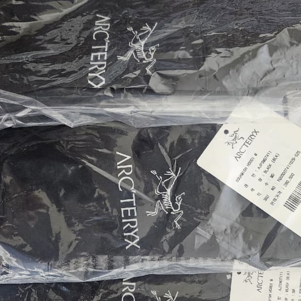 아크테릭스 스쿼미시 후디 블랙 새상품 (S)