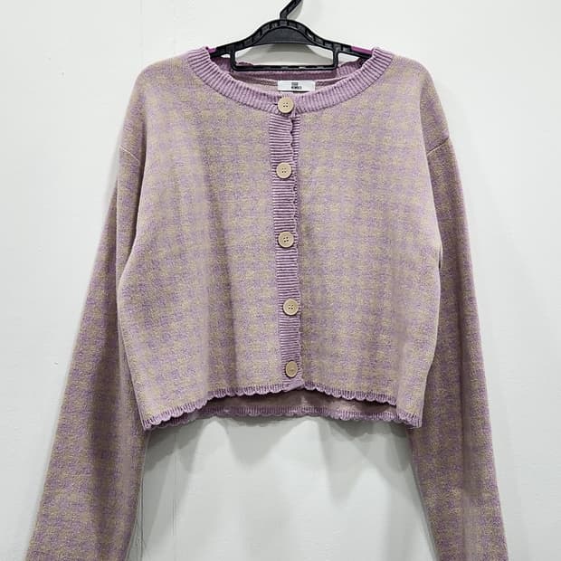 [F] 이슈넘버 세미크롭 울 체크 가디건 여성 프리사이즈