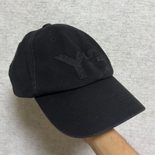 y-3 볼캡