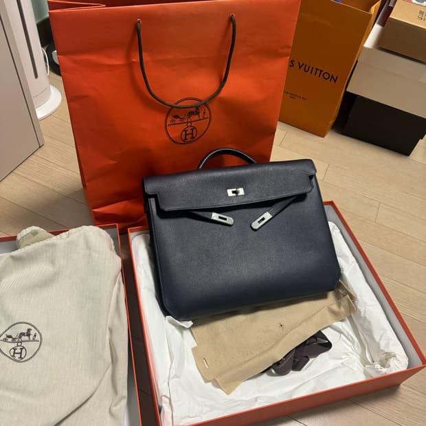 에르메스 켈리 데페슈36 브리프케이스 팝니다